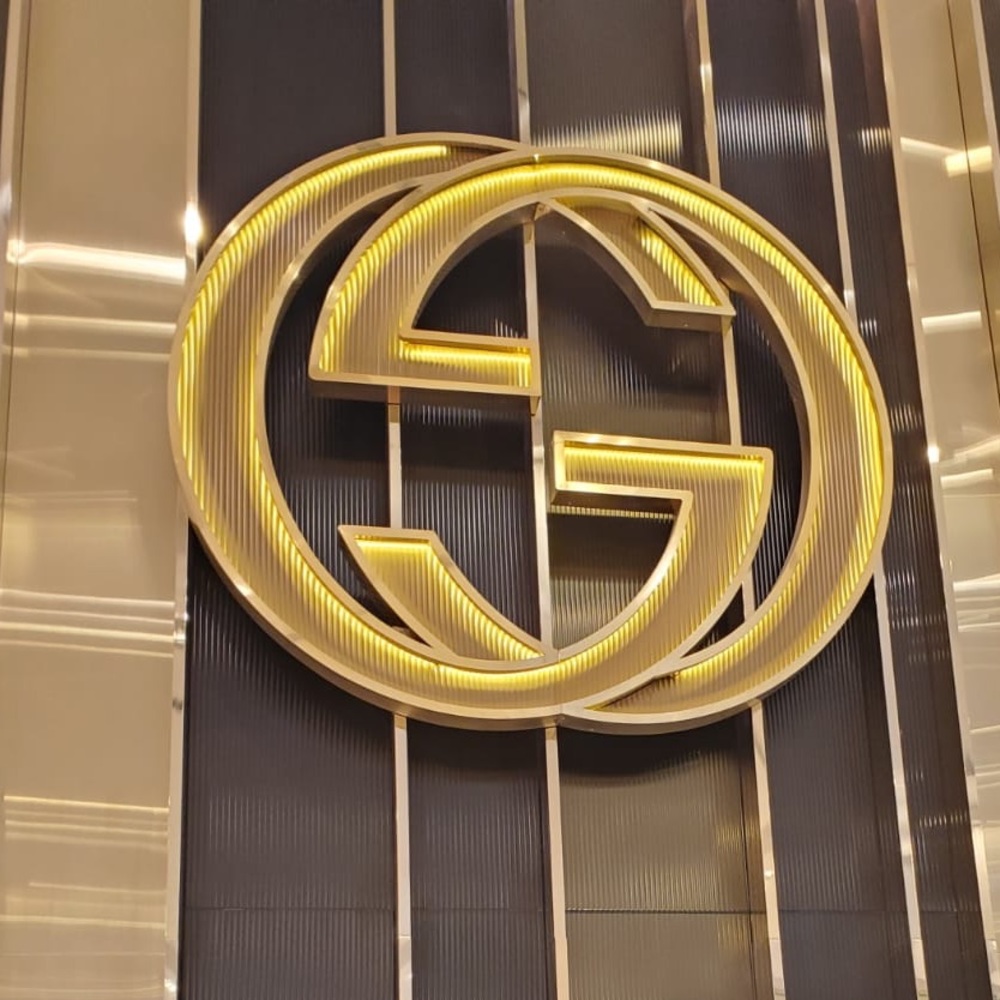 Meet your Posher, Jen